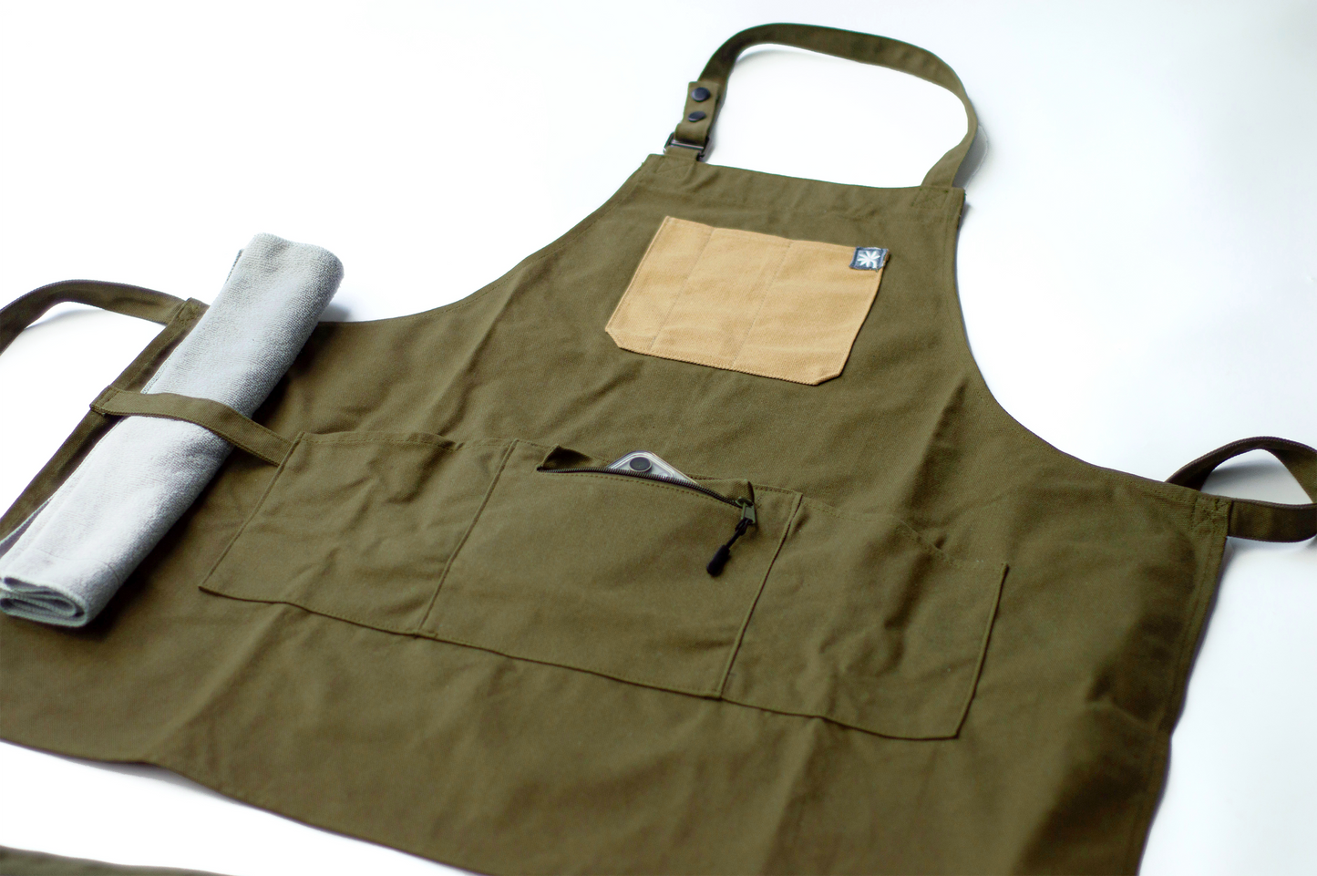 CRAFTSMAN APRON in Anahaw Green